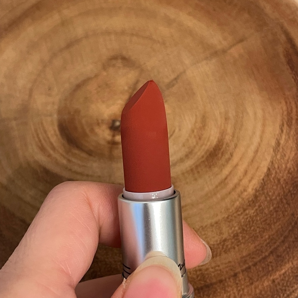 MAC makeup bundle - Picture 4 of 4